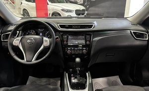 Внедорожник Nissan X-Trail 2018 года, 1950000 рублей, Красноярск