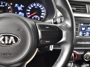 Седан Kia Rio 2021 года, 1685200 рублей, Казань