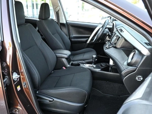 Внедорожник Toyota RAV4 2017 года, 2349000 рублей, Волгоград