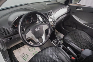 Седан Hyundai Solaris 2014 года, 629000 рублей, Томск