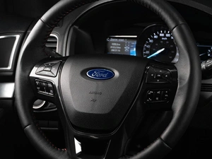 Внедорожник Ford Explorer 2016 года, 3149000 рублей, Тюмень