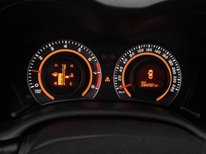 Седан Toyota Corolla 2011 года, 1028000 рублей, Воронеж