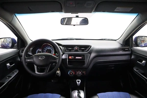 Седан Kia Rio 2011 года, 730000 рублей, Брянск