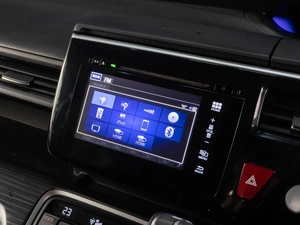 Минивэн Honda Stepwgn Spada 2015 года, 2029000 рублей, Тюмень