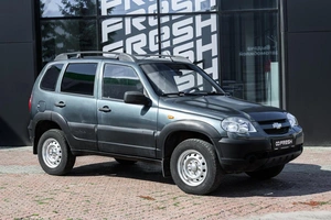 Внедорожник Chevrolet Niva 2012 года, 640000 рублей, Ульяновск