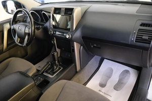Внедорожник Toyota Land Cruiser Prado 2013 года, 2929000 рублей, Омск