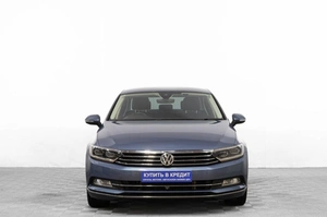 Седан Volkswagen Passat 2017 года, 2049000 рублей, Барнаул