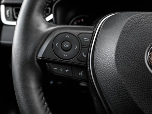 Внедорожник Toyota RAV4 2021 года, 4079000 рублей, Кирилловка