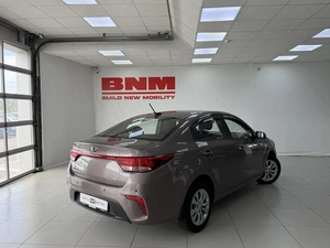 Седан Kia Rio 2018 года, 1250000 рублей, Смоленск