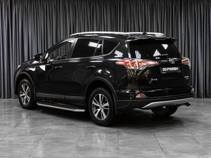 Внедорожник Toyota RAV4 2015 года, 1929000 рублей, Тюмень