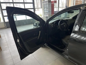 Седан Renault Logan 2016 года, 745000 рублей, Орёл