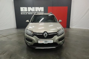 Хэтчбек Renault Sandero 2015 года, 860000 рублей, Курск