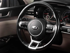 Седан Kia K5 2020 года, 2449000 рублей, Тюмень