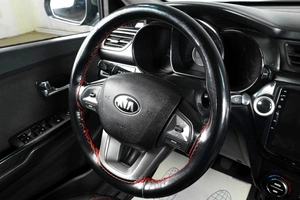 Седан Kia Rio 2014 года, 759000 рублей, Тюмень