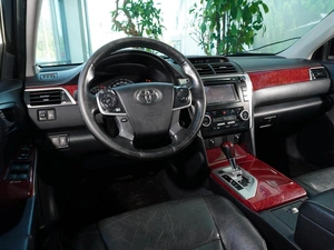 Седан Toyota Camry 2014 года, 1616000 рублей, Тверь