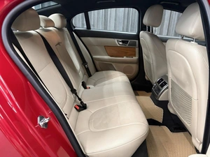 Седан Jaguar XF 2014 года, 1399000 рублей, Красноярск