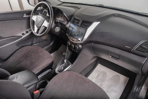 Седан Hyundai Solaris 2014 года, 839000 рублей, Томск