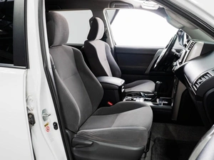Внедорожник Toyota Land Cruiser Prado 2011 года, 2700000 рублей, Тюмень