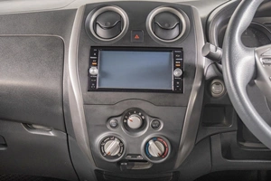 Хетчбэк Nissan Note 2016 года, 899000 рублей, Томск