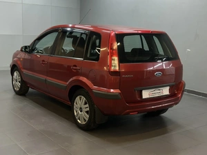 Хетчбэк Ford Fusion 2007 года, 577000 рублей, Красноярск