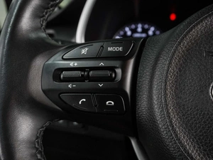 Седан Kia Rio 2021 года, 1545000 рублей, Воронеж
