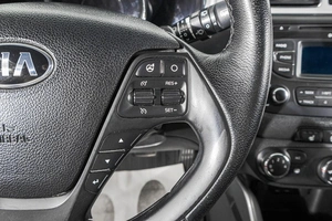 Хетчбэк Kia Ceed 2015 года, 929000 рублей, Барнаул