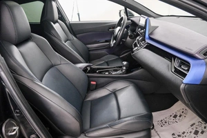 Внедорожник Toyota C-HR 2020 года, 2799000 рублей, Красноярск