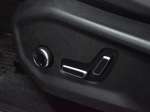 Внедорожник Geely Monjaro 2023 года, 3376000 рублей, Воронеж