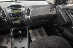 Внедорожник Hyundai ix35 2011 года, 1299000 рублей, Барнаул
