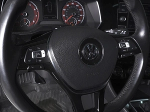 Седан Volkswagen Jetta 2019 года, 1819000 рублей, Ростов-на-Дону