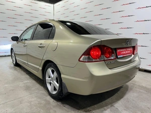 Седан Honda Civic 2007 года, 735000 рублей, Красноярск