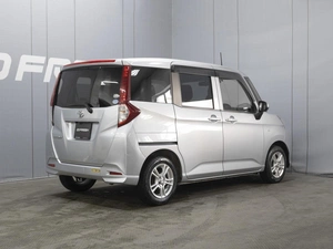 Минивэн Toyota Roomy 2018 года, 998000 рублей, Омск