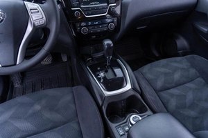 Внедорожник Nissan X-Trail 2015 года, 1549000 рублей, Саратов