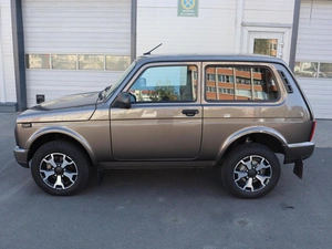 Внедорожник ВАЗ (LADA) Niva 2024 года, 1080000 рублей, Железногорск