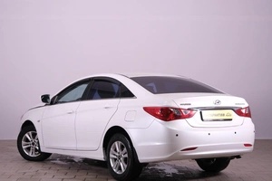Седан Hyundai Sonata 2012 года, 789000 рублей, Омск