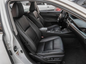 Седан Lexus ES 2013 года, 1989000 рублей, Саратов