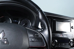 Внедорожник Mitsubishi Outlander 2016 года, 1749000 рублей, Челябинск