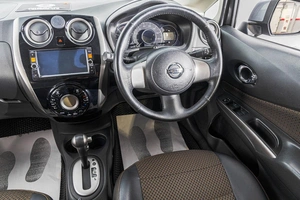 Хетчбэк Nissan Note 2014 года, 949000 рублей, Барнаул