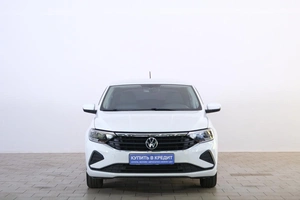 Лифтбек Volkswagen Polo 2020 года, 1699000 рублей, Омск