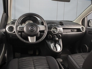 Хетчбэк Mazda 2 2008 года, 750000 рублей, Омск