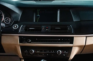 Седан BMW 5 серия 2011 года, 1539000 рублей, Сургут