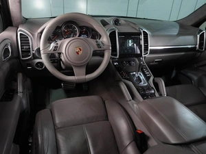 Внедорожник Porsche Cayenne Turbo 2010 года, 2339000 рублей, Воронеж