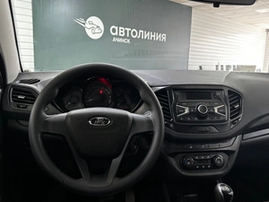 Седан ВАЗ (LADA) Vesta 2018 года, 749000 рублей, Ачинск