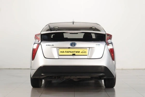 Лифтбек Toyota Prius 2017 года, 1429000 рублей, Челябинск