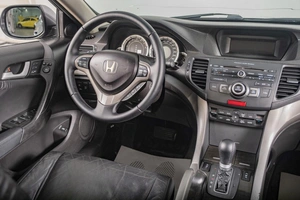 Седан Honda Accord 2008 года, 1059000 рублей, Томск