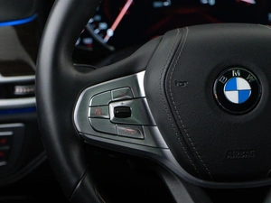 Седан BMW 7 серия 2018 года, 5799050 рублей, Москва