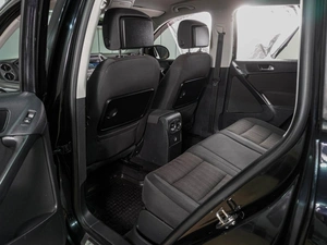 Внедорожник Volkswagen Tiguan 2012 года, 1249000 рублей, Воронеж