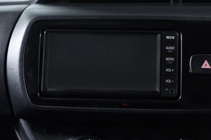 Хетчбэк Toyota Vitz 2018 года, 1199000 рублей, Новосибирск