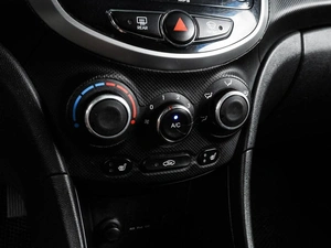 Седан Hyundai Solaris 2012 года, 684070 рублей, Воронеж