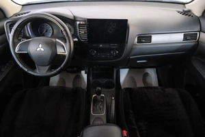 Внедорожник Mitsubishi Outlander 2014 года, 1499000 рублей, Омск